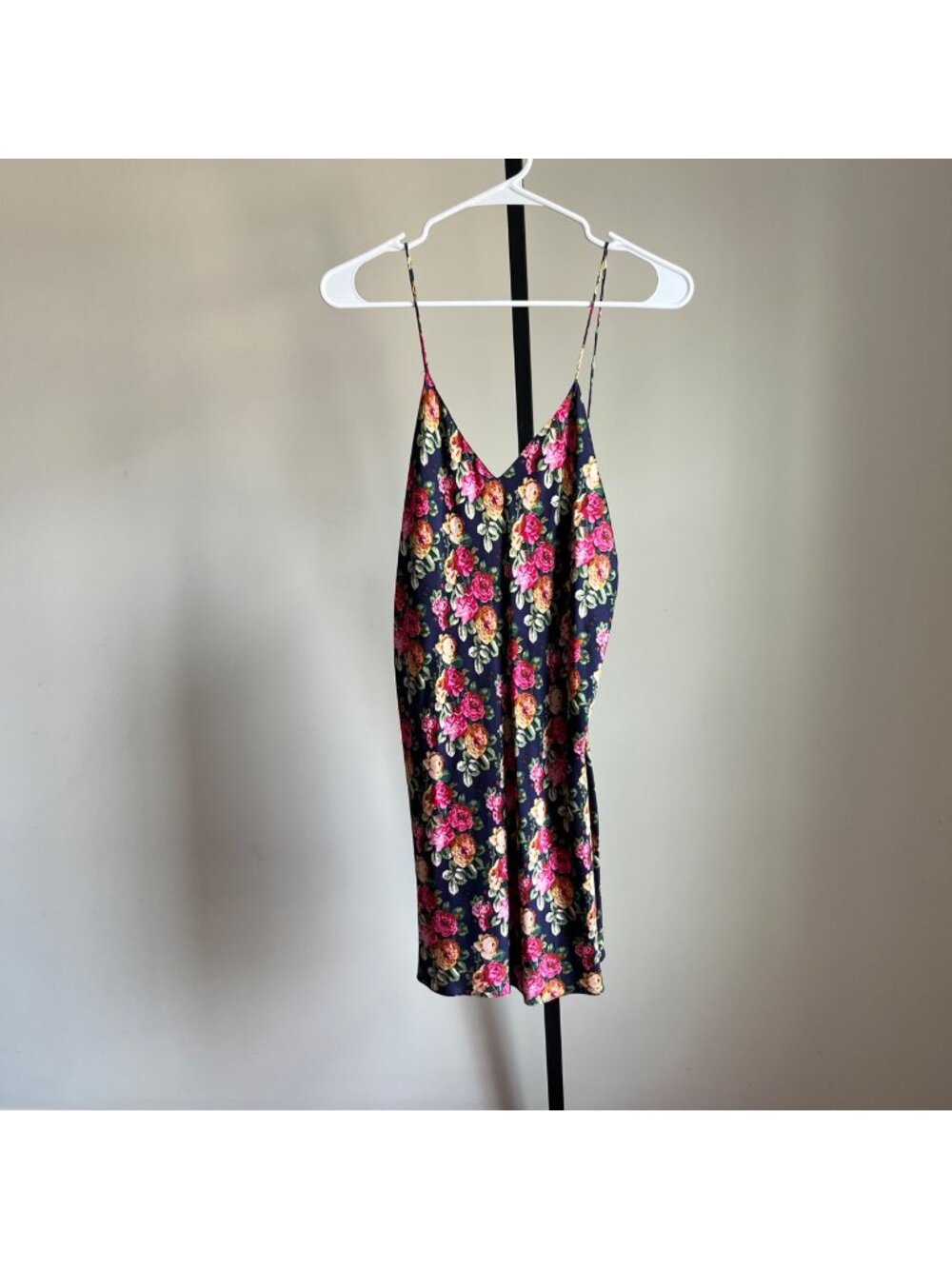 Victoria’s Secret Gold Label y2k 90's Silk Floral Chemise Slip Dress Size S